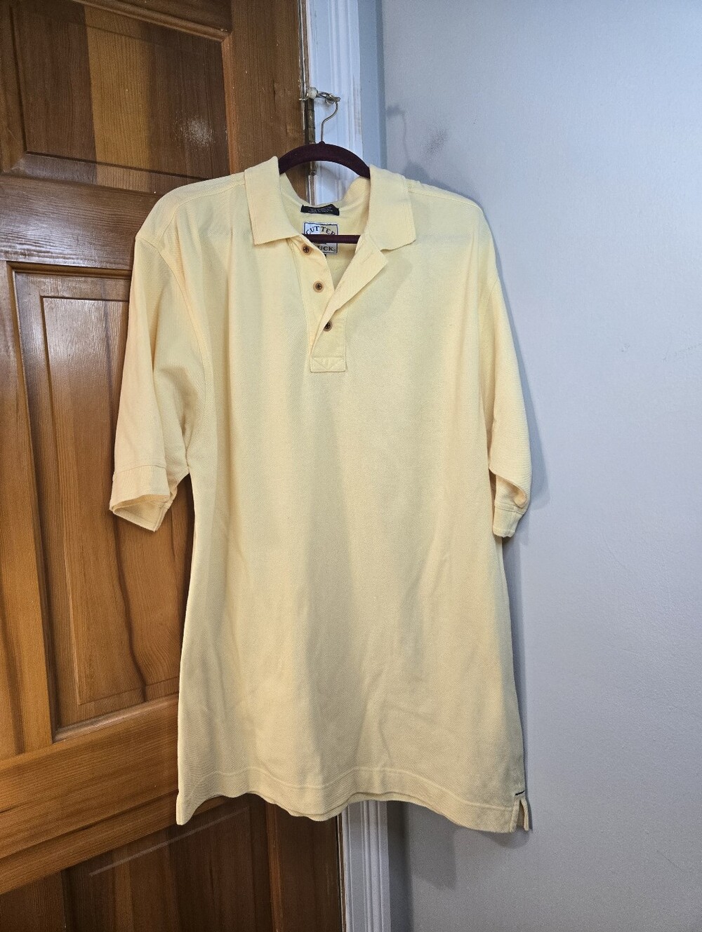 Classic Men's Polo Shirt in Pale Yellow